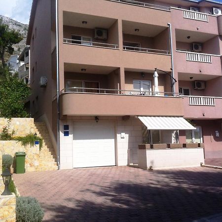אומיס Apartments Nedo Dalmatia מראה חיצוני תמונה