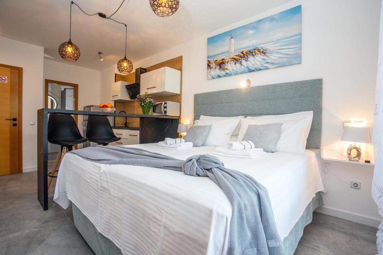 אומיס Apartments Nedo Dalmatia מראה חיצוני תמונה
