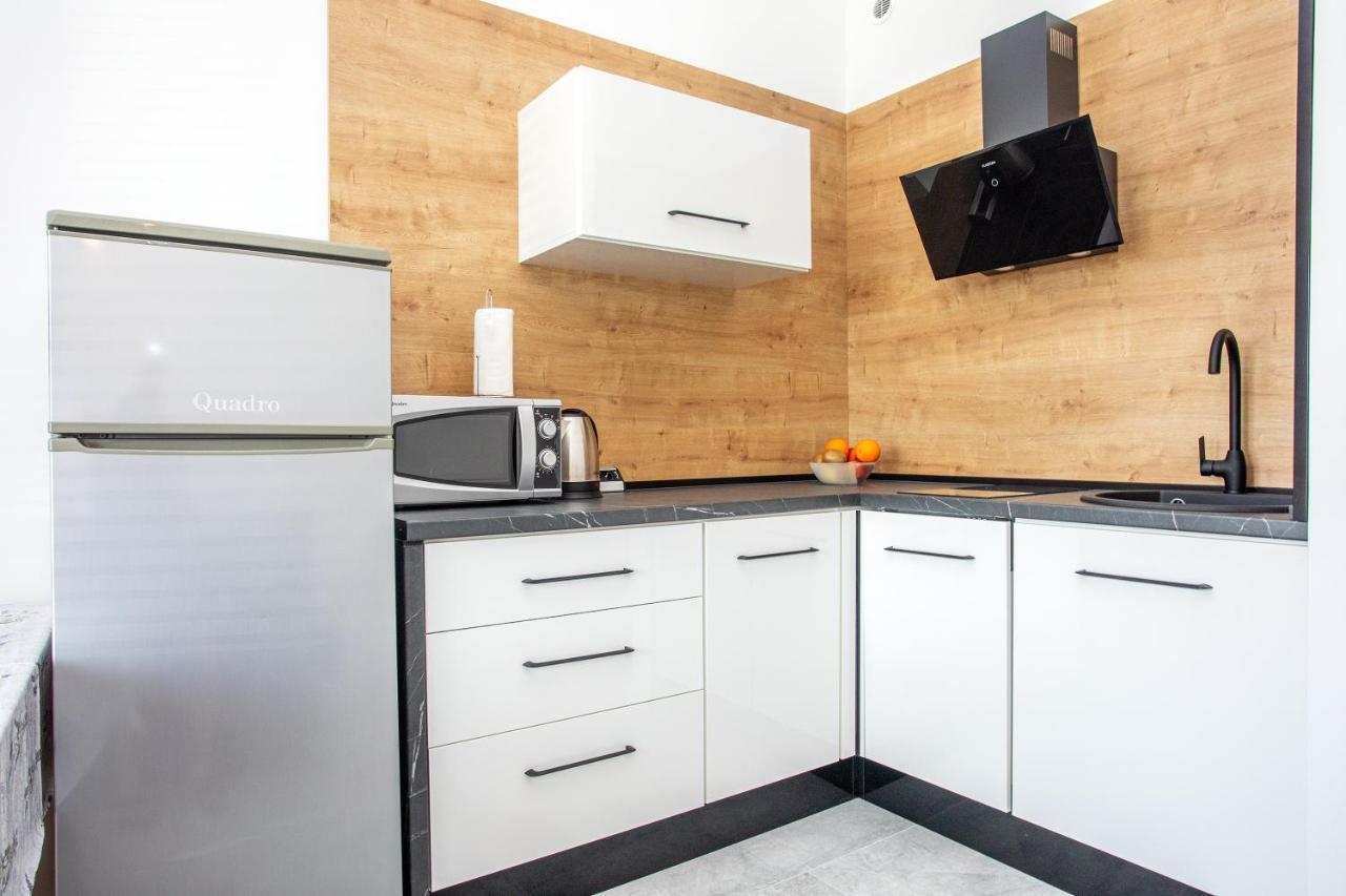 אומיס Apartments Nedo Dalmatia מראה חיצוני תמונה