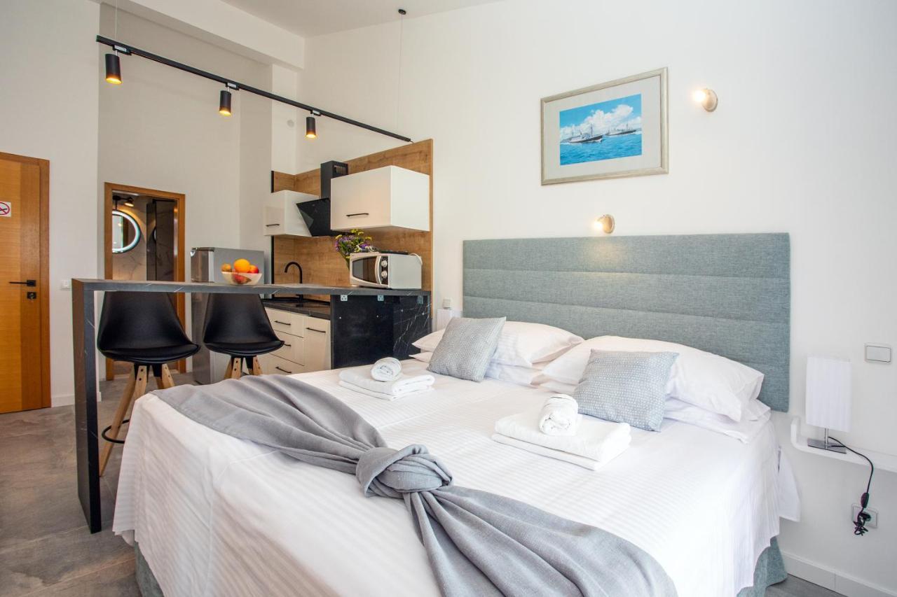 אומיס Apartments Nedo Dalmatia מראה חיצוני תמונה